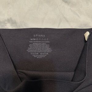 SPANX textured leggings